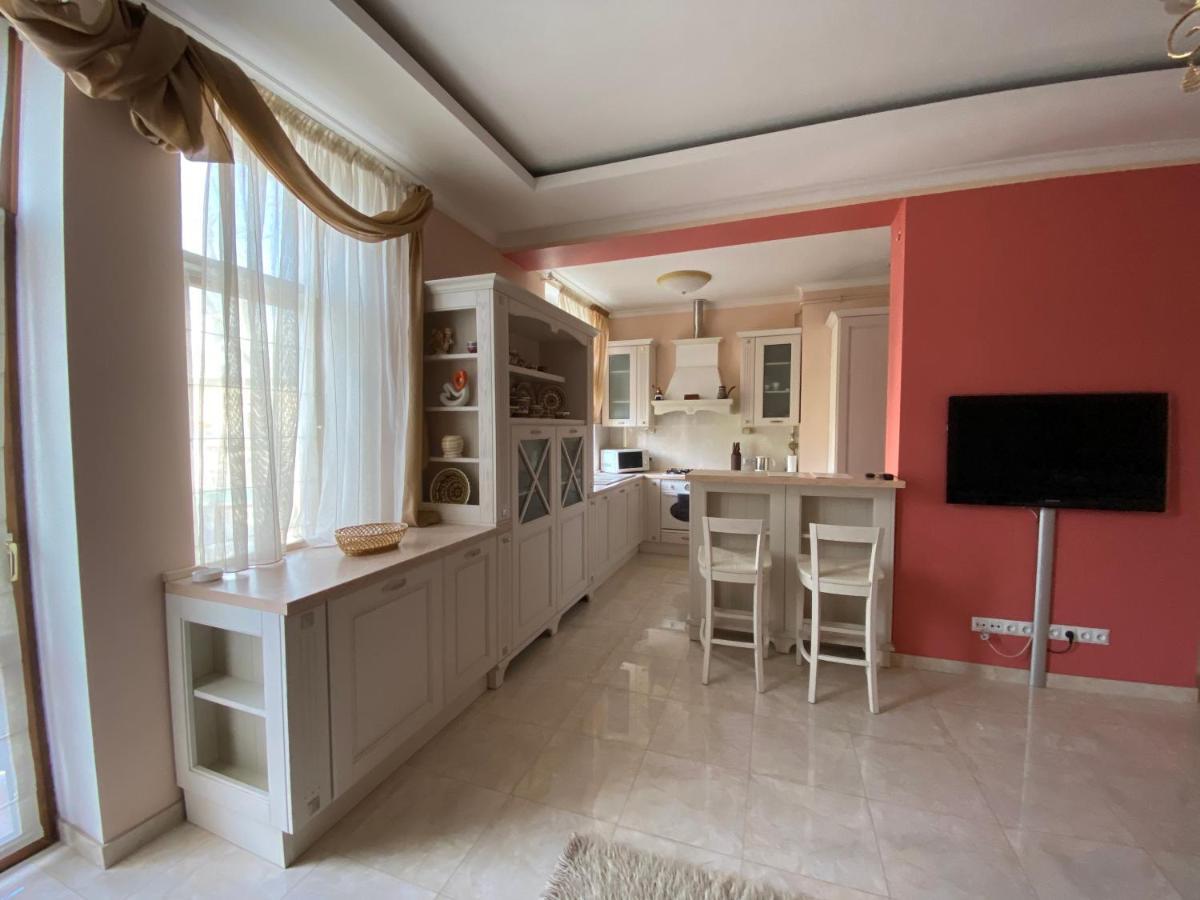 לבוב Grand Apartment מראה חיצוני תמונה