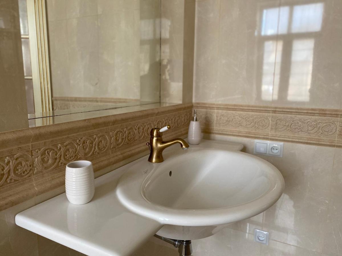 לבוב Grand Apartment מראה חיצוני תמונה