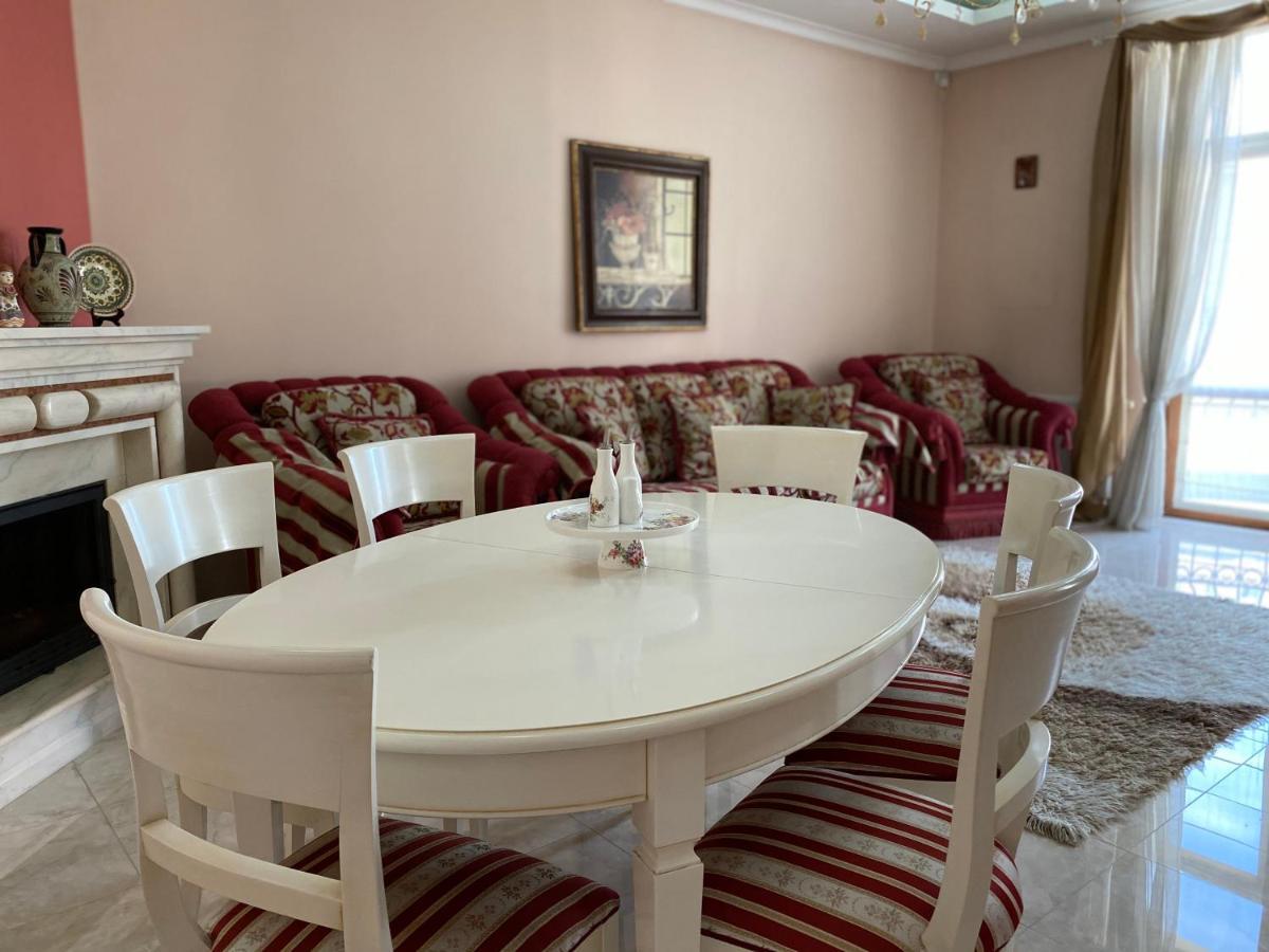 לבוב Grand Apartment מראה חיצוני תמונה
